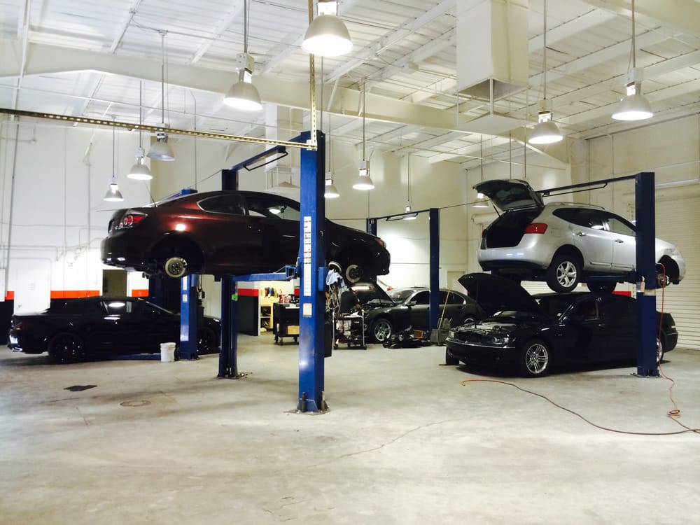 Universal Motorcars gallery 3