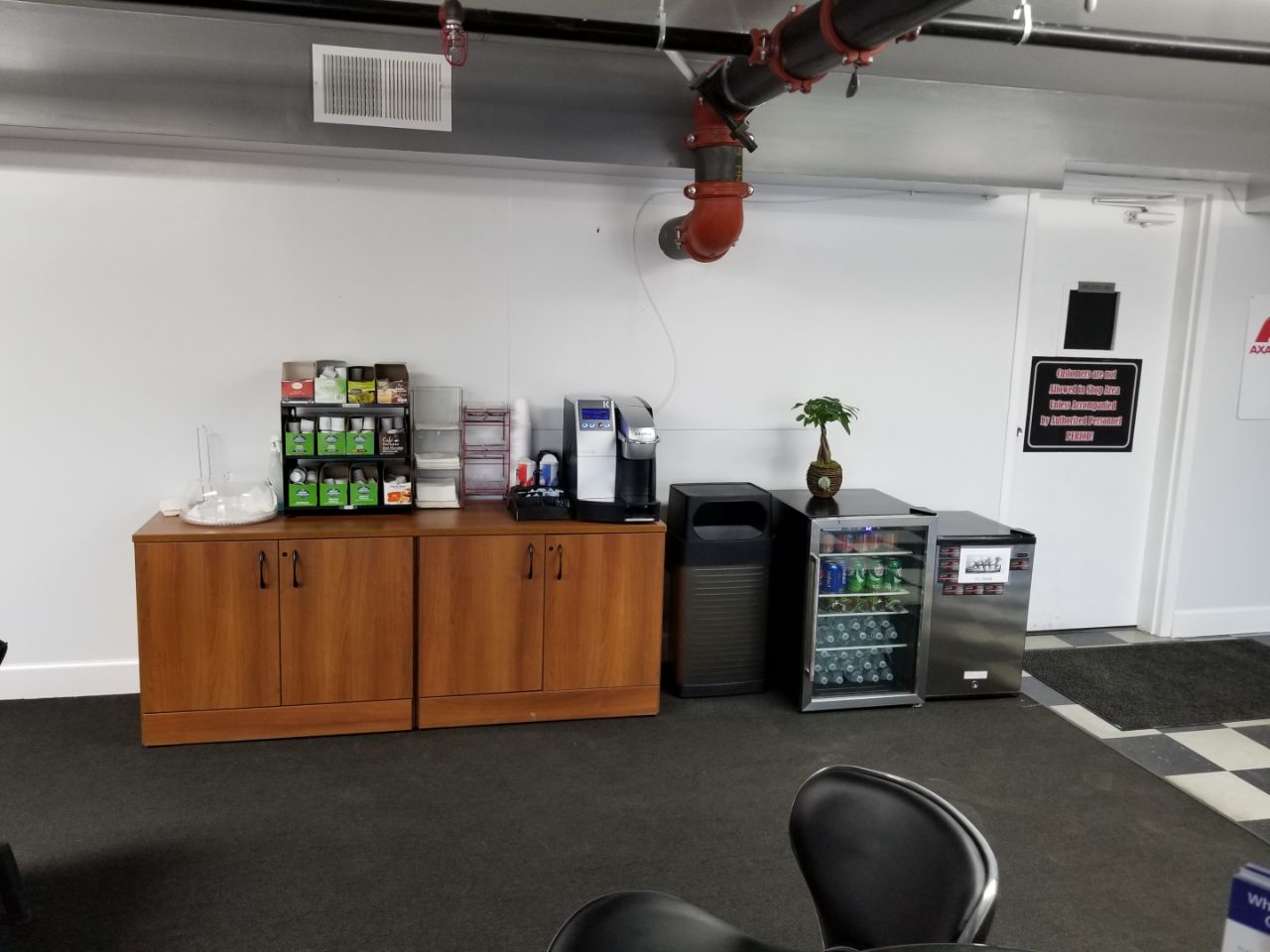 Universal Motorcars gallery 6
