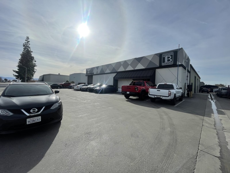 Trends Collision Center