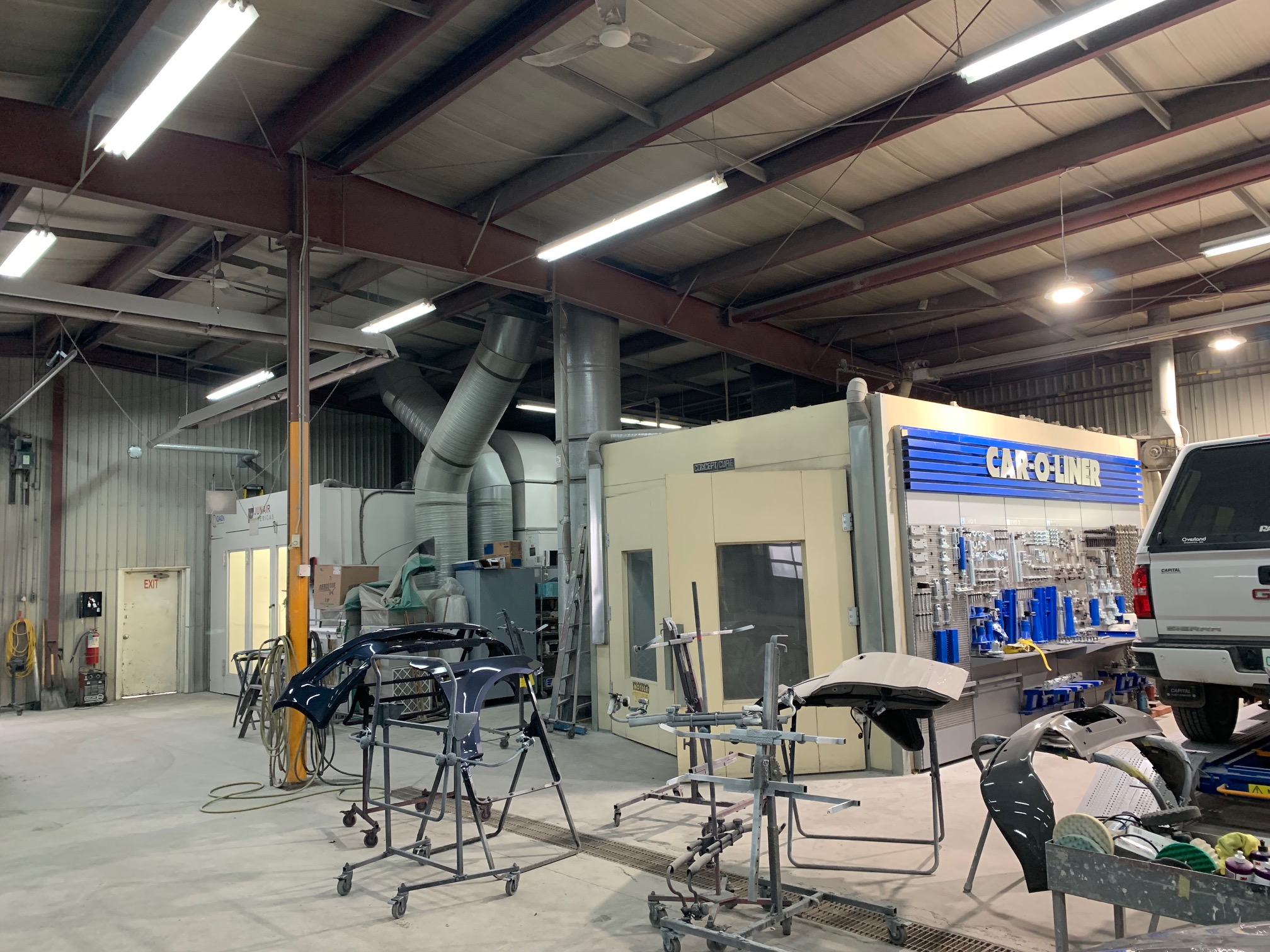 Queen City AutoBody gallery 5
