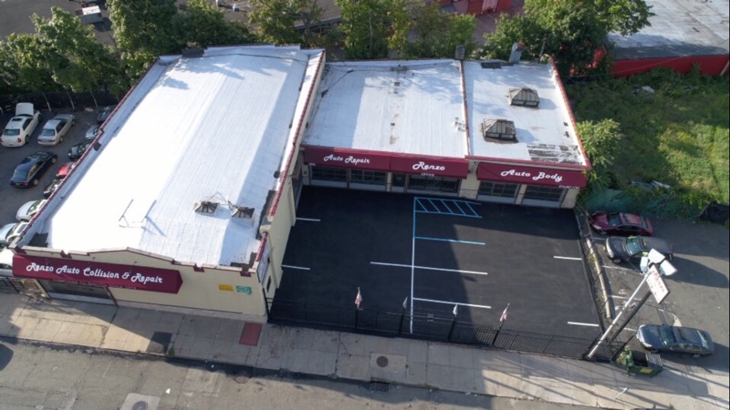 Renzo Auto Collision and Repair gallery 1