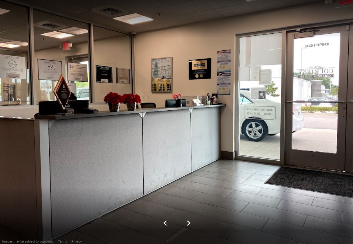 Courtesy Collision Center Brandon gallery 6
