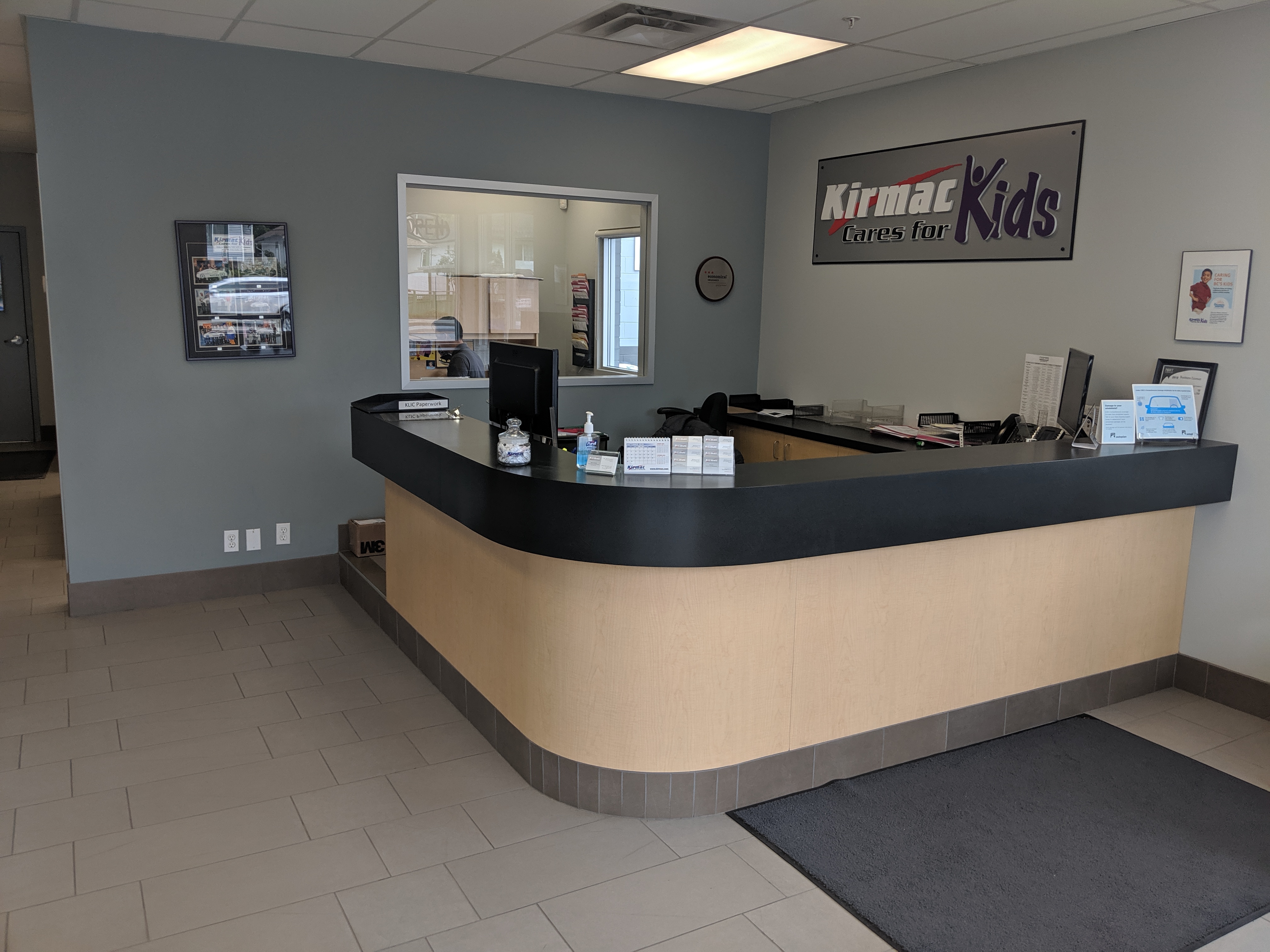 Kirmac Collision & Auto Glass - Port Coquitlam gallery 2
