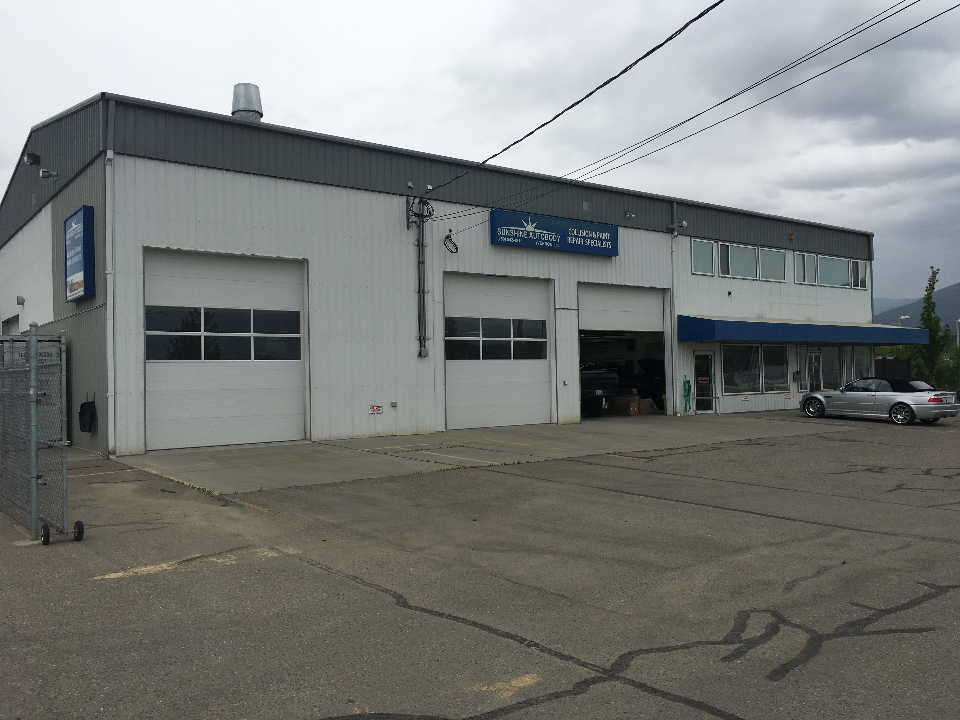 Prestige Collision and Glass - Vernon gallery 1