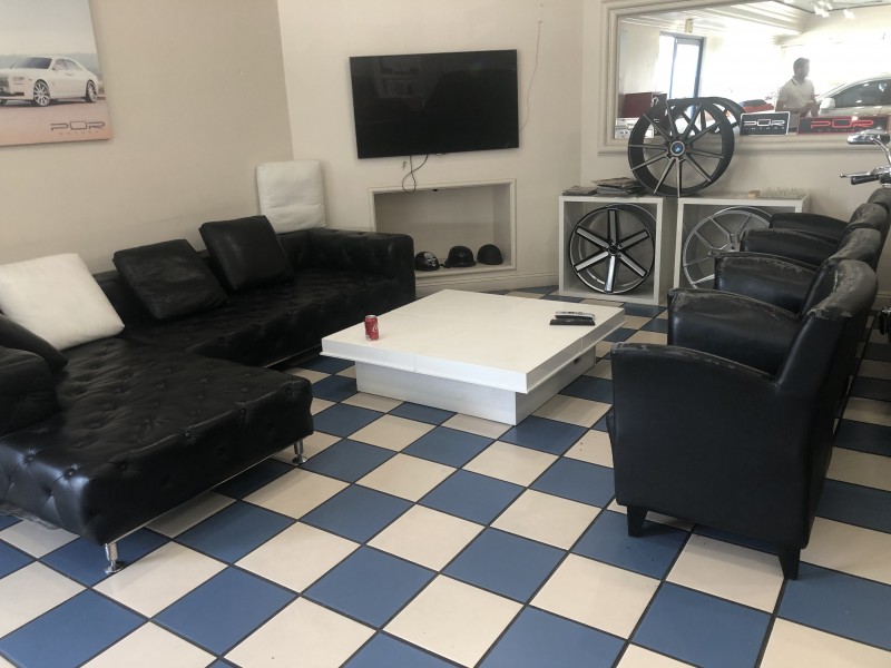 PUR Motors Collision Center gallery 1