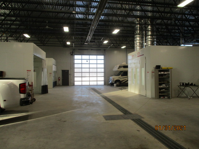 ProColor - Wheaton Collision Centre Red Deer gallery 4