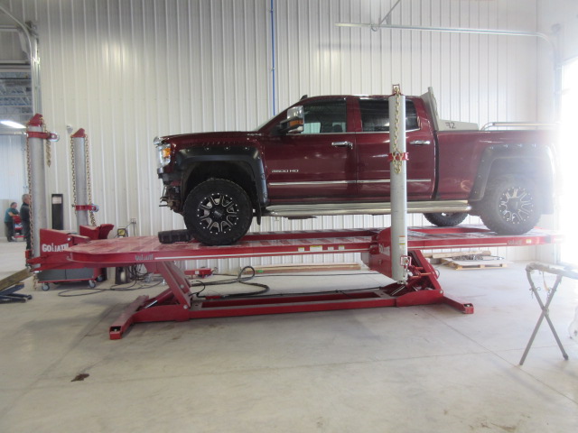 ProColor - Wheaton Collision Centre Red Deer gallery 6