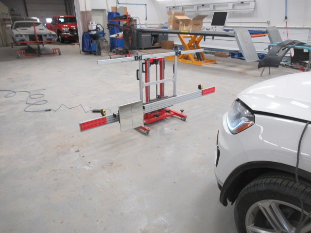 Fred's Auto Body Ltd gallery 4