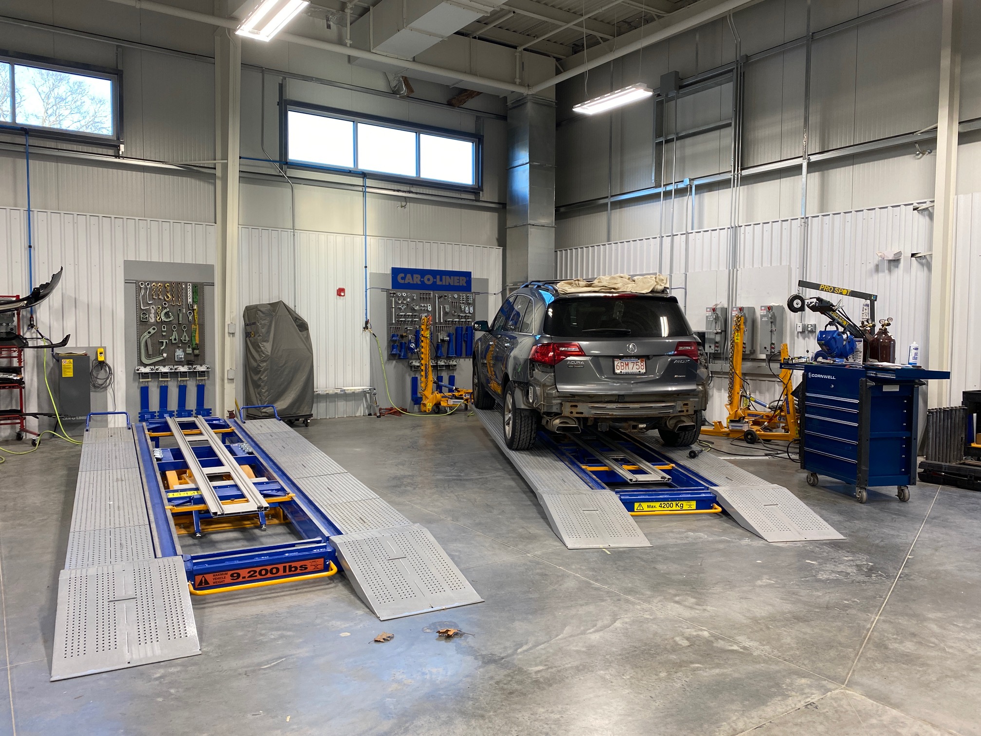 Lundgren Collision Center gallery 6