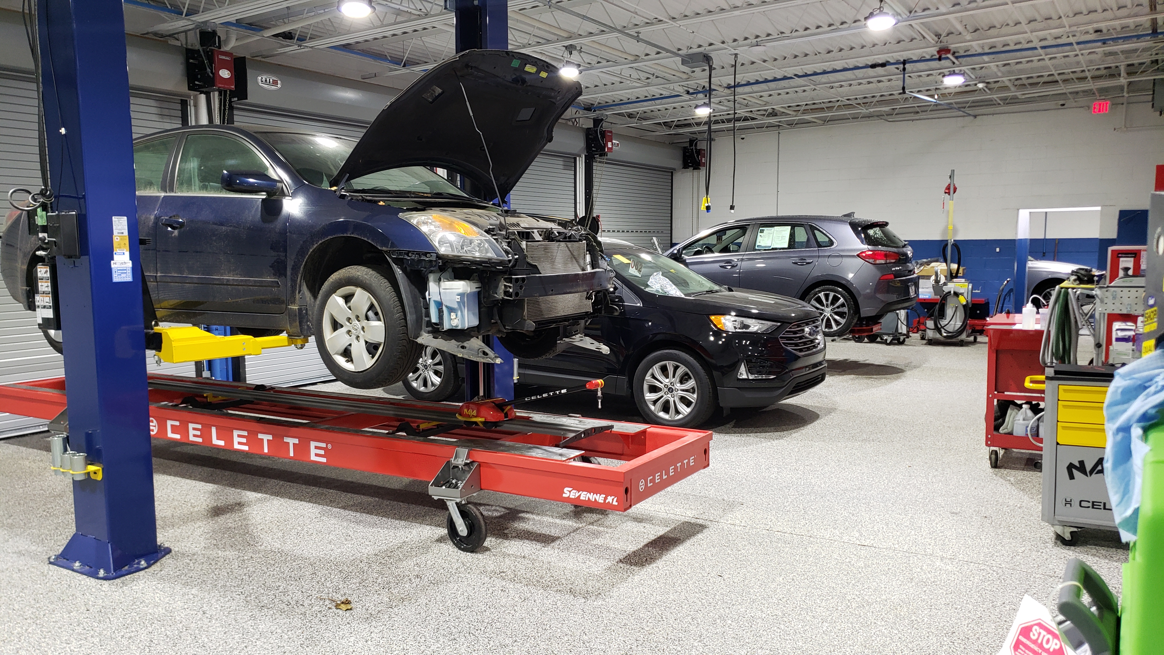 CARSTAR Spectrum Auto gallery 3