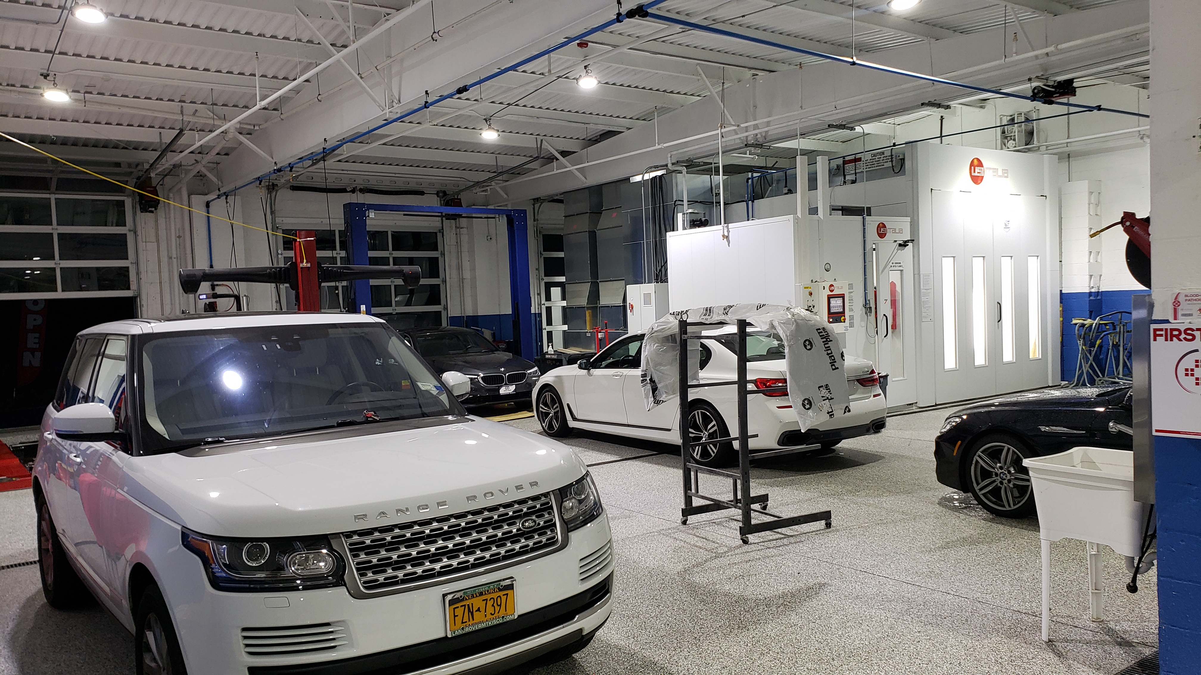 CARSTAR Spectrum Auto gallery 6