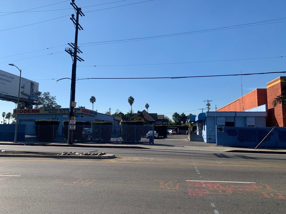 Modern Auto Center 