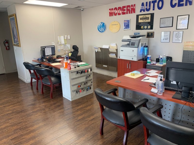 Modern Auto Center  gallery 2