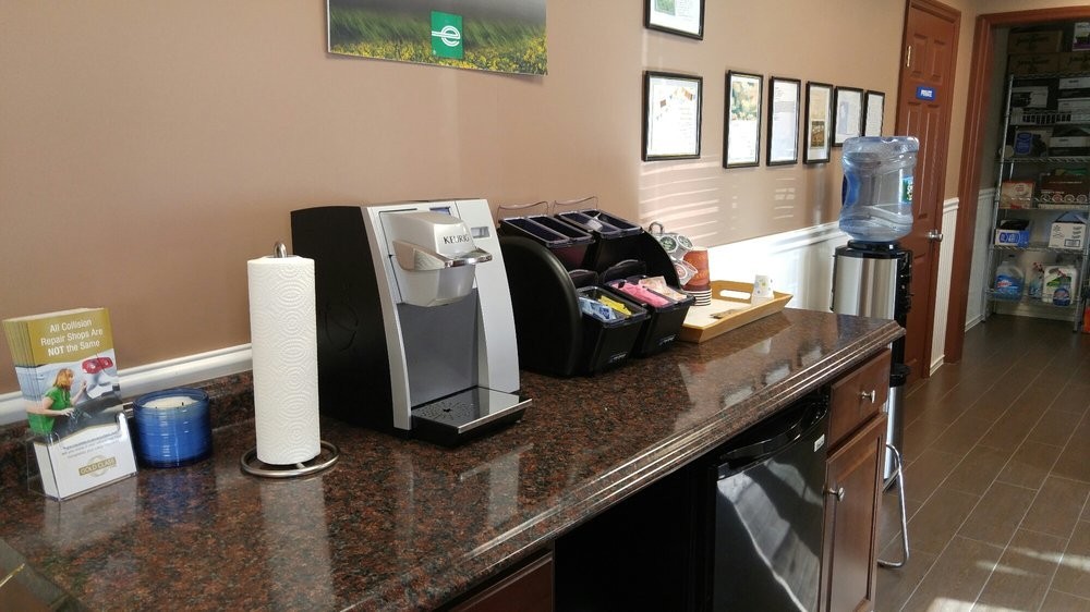 CARSTAR Delta Collision Center gallery 2