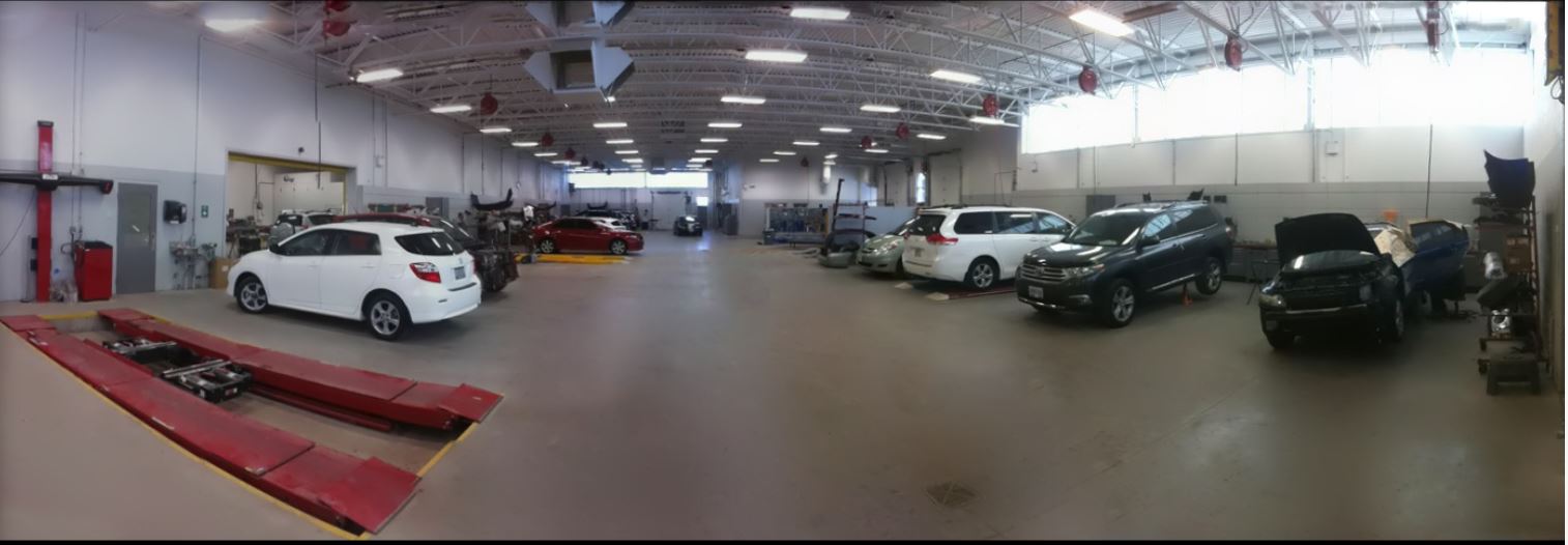 Heffner Collision Centre gallery 3