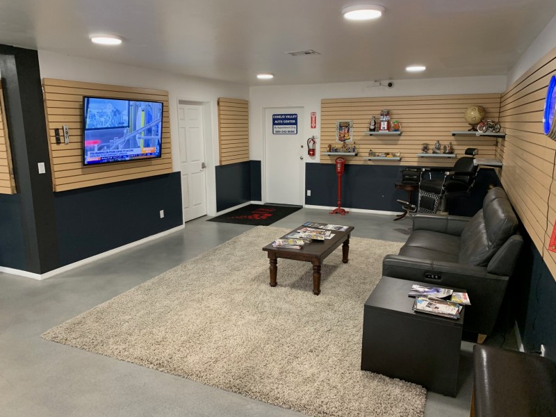 Conejo Valley Auto Center gallery 2