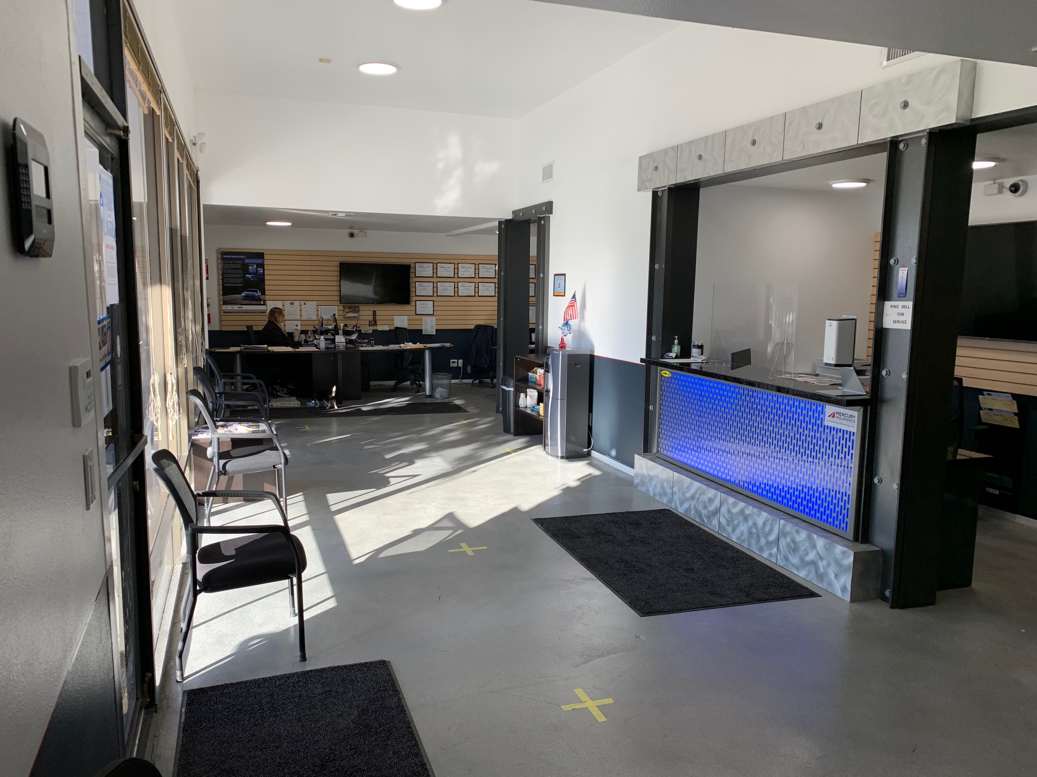 Conejo Valley Auto Center gallery 3