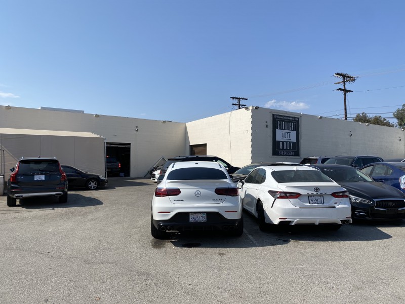 Straight Auto Body gallery 1