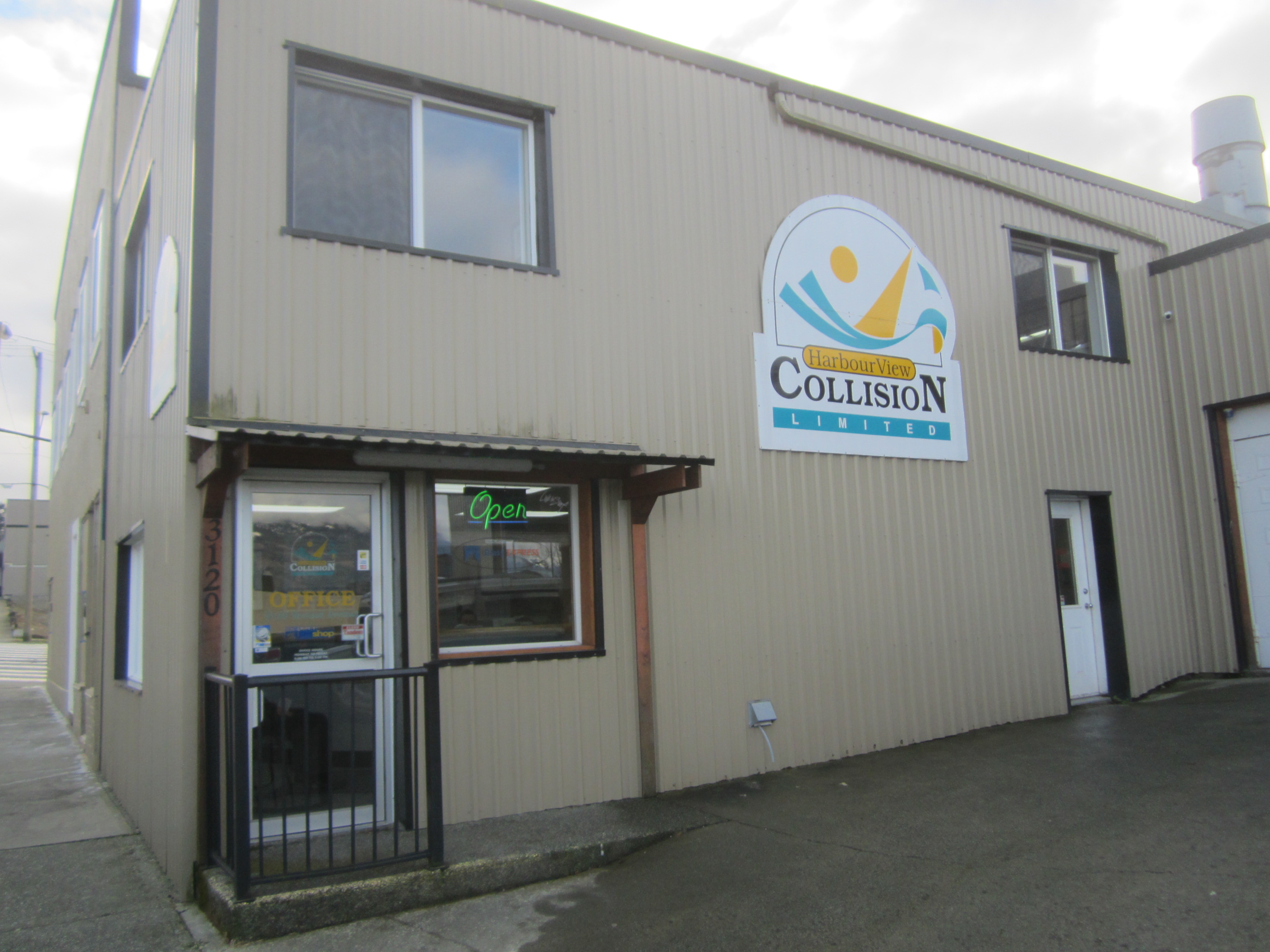 Harbour-View Collision gallery 1