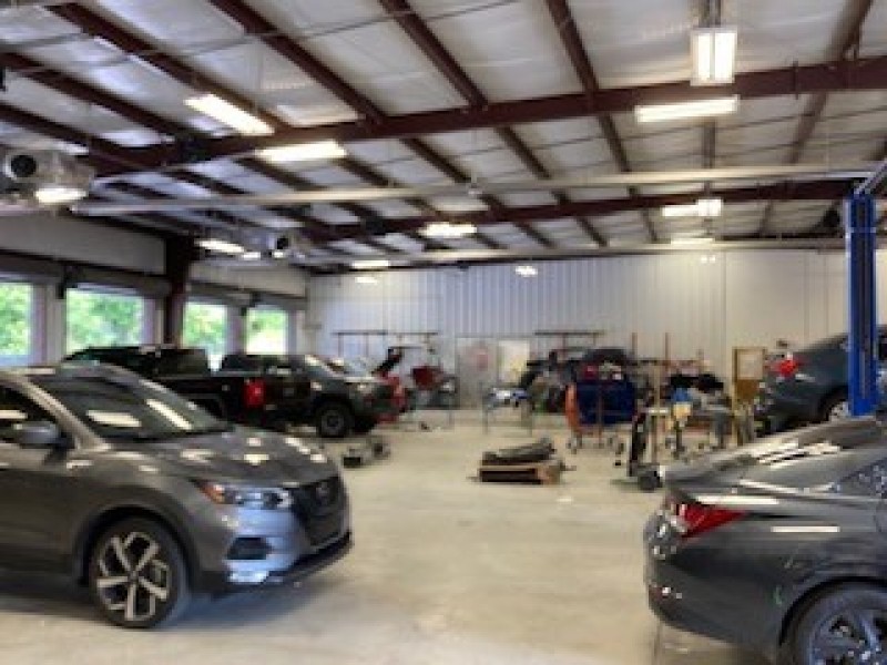 Wrens Collision Center gallery 3