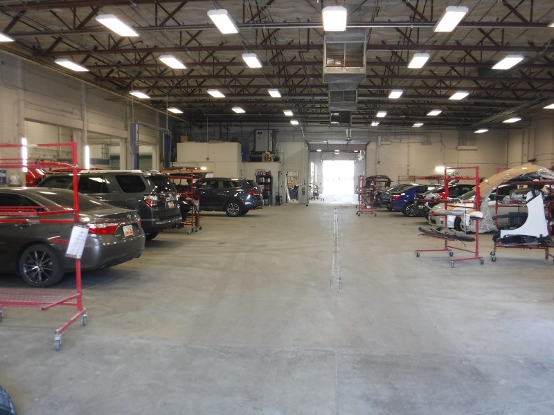 Larry H. Miller Collision Center - Murray gallery 3
