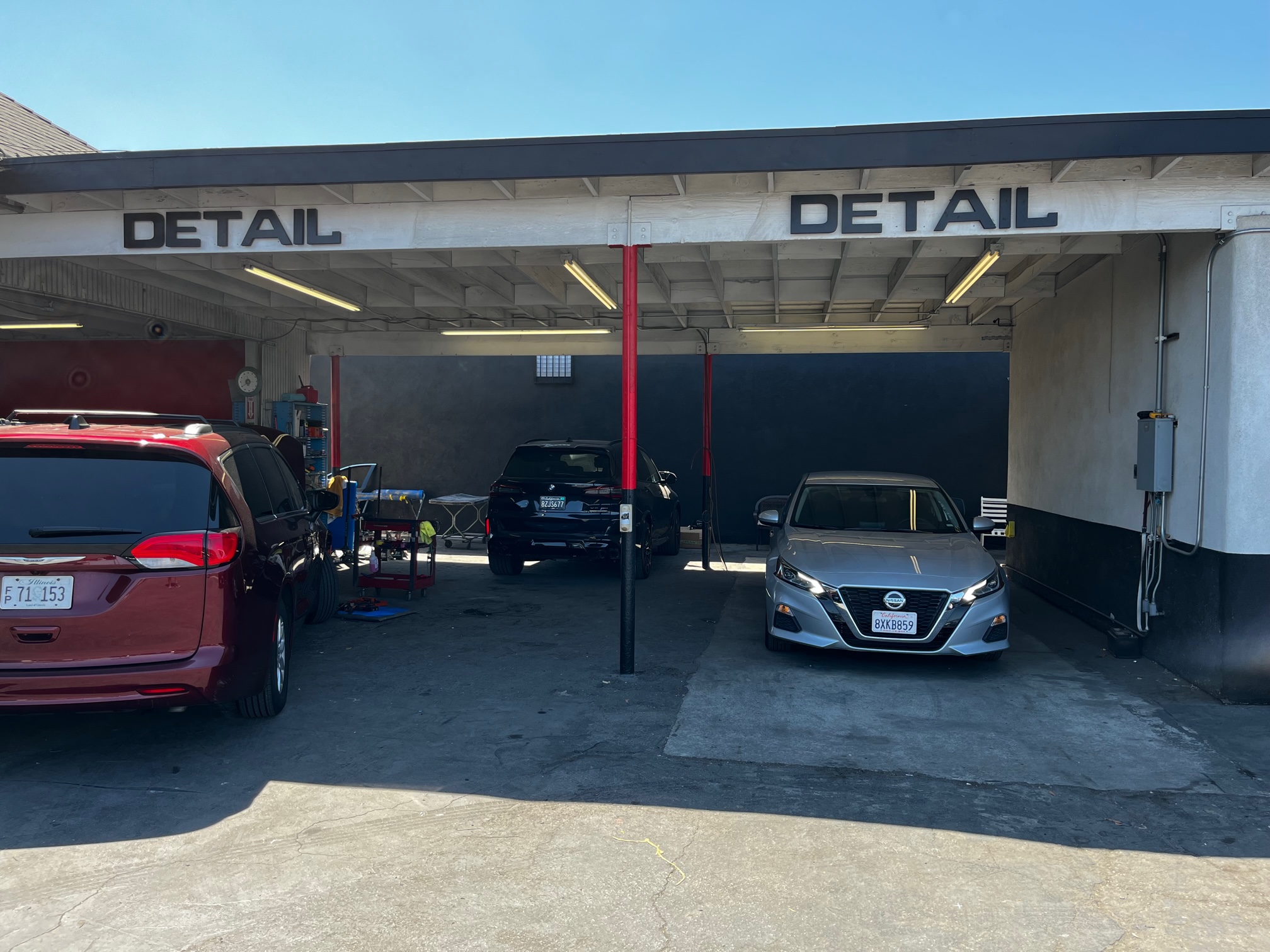 Lux Auto Body & Paint gallery 6