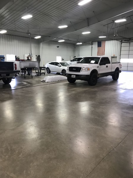 J&R Collision Center gallery 3