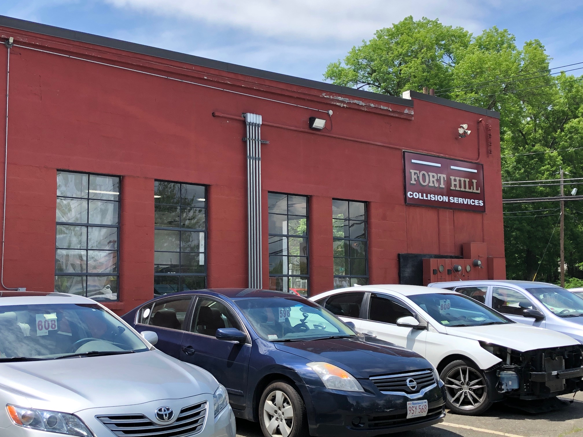 Fort Hill Collision Services gallery 4