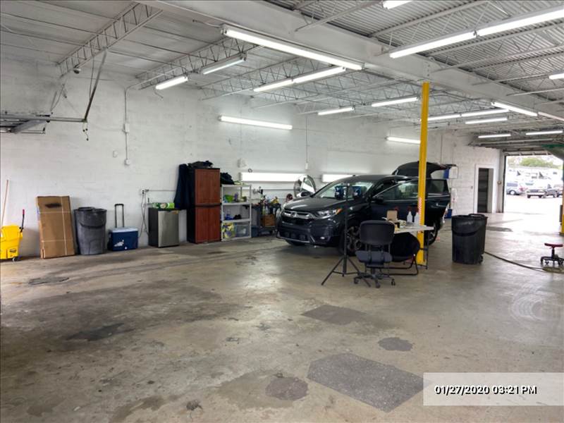 CLANCY'S AUTO BODY gallery 4