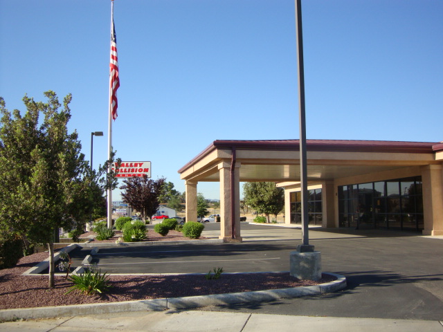 Valley Collision Center gallery 1