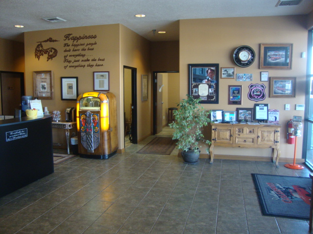 Valley Collision Center gallery 2