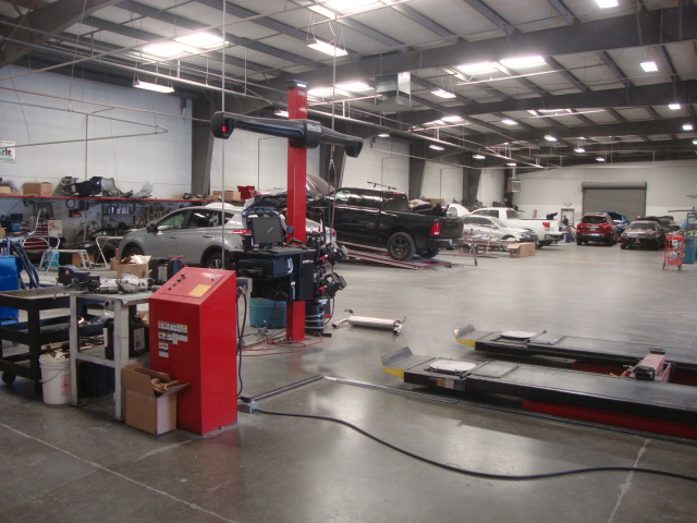 Valley Collision Center gallery 6