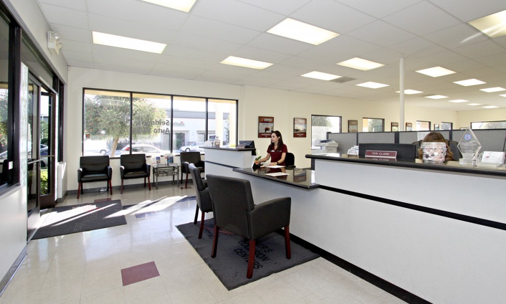 Seidner's Collision Centers - West Covina gallery 2