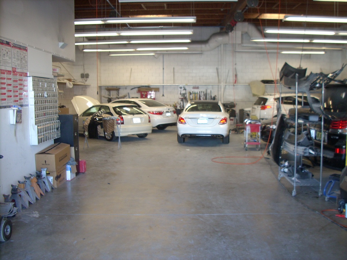 Oxnard Collision Center gallery 3
