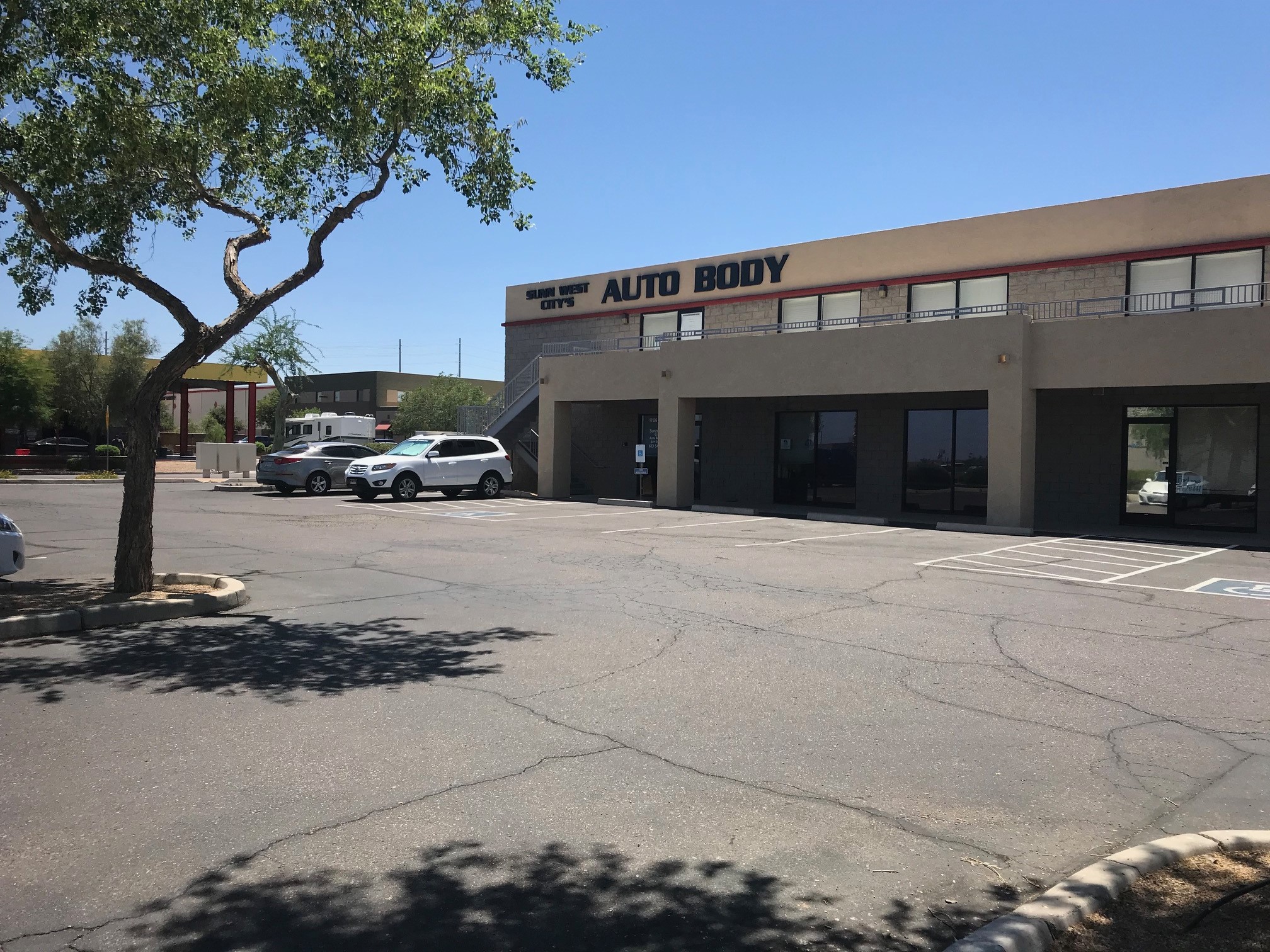 Sunn West City's Auto Body