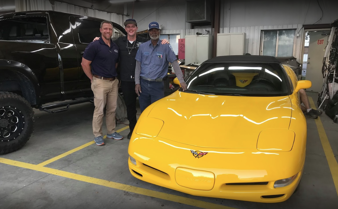 JOE BULLARD COLLISION CENTER gallery 6
