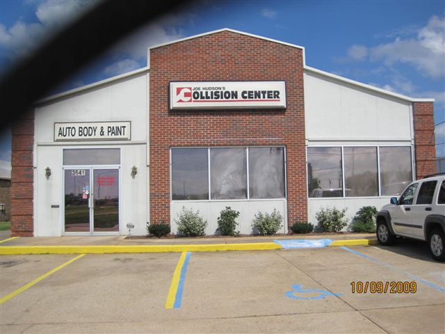 Gerber Collision & Glass - Montgomery/McGehee Rd. gallery 1