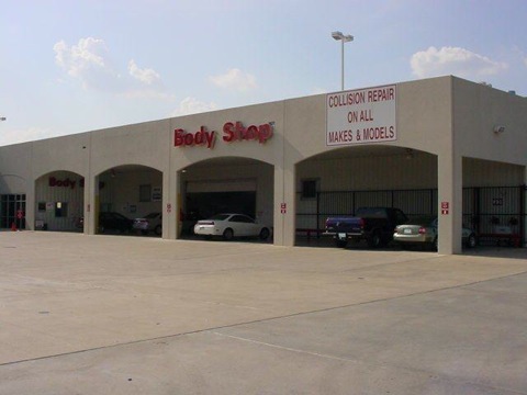 Helfman Collision Center gallery 1