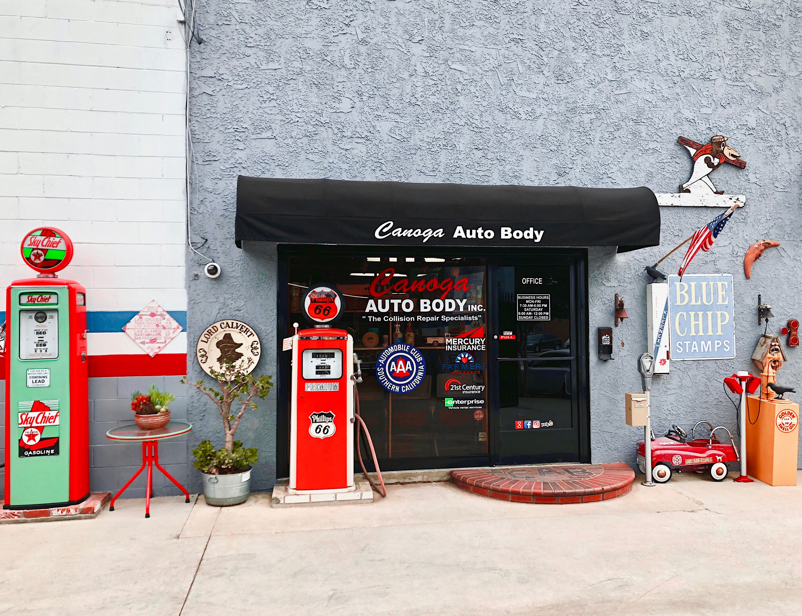 Canoga Auto Body gallery 1