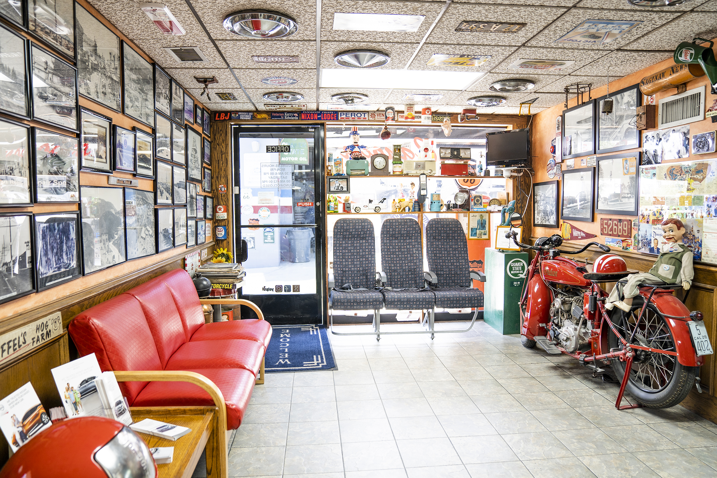 Canoga Auto Body gallery 3