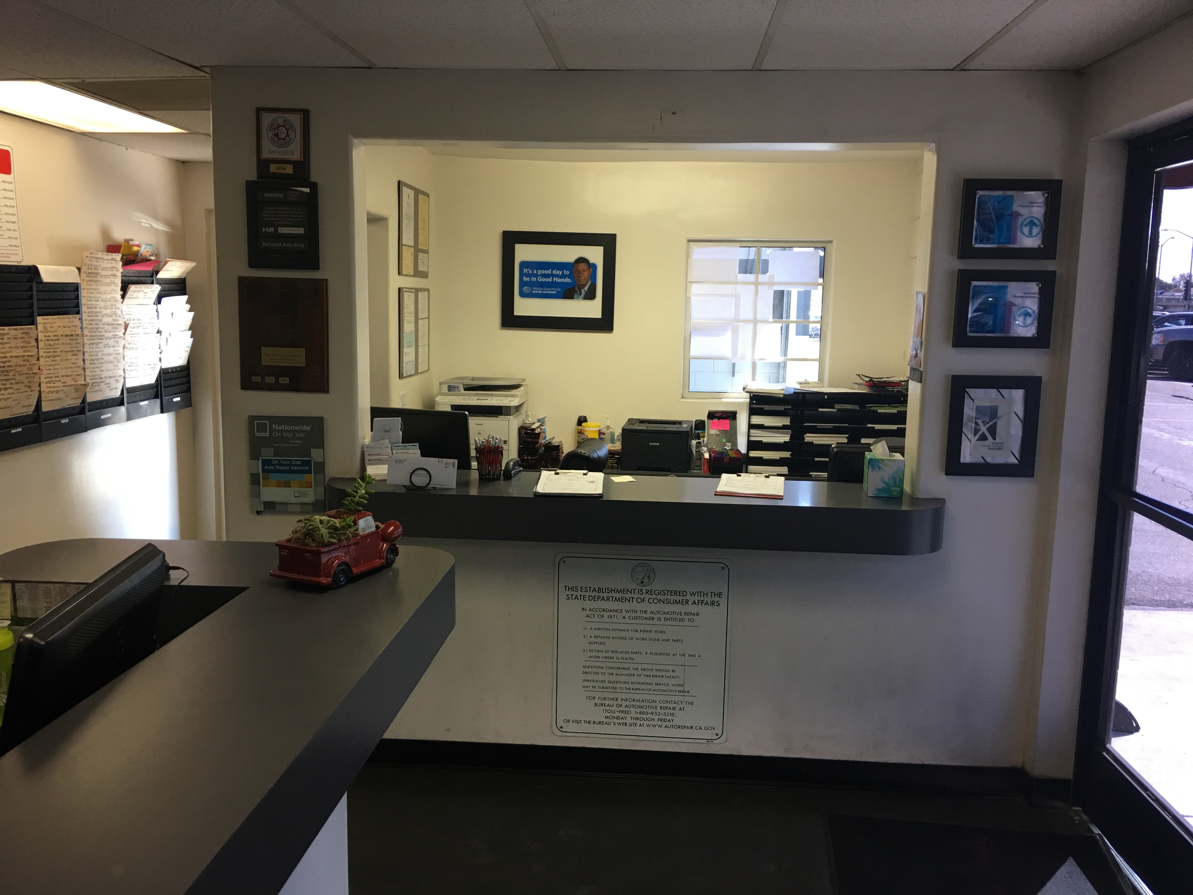 Bellwood Auto Body gallery 2
