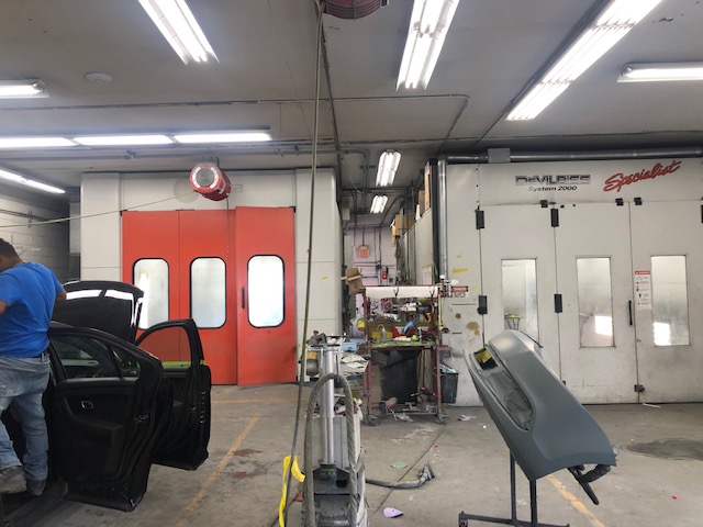 Mike's Towing & Collision Center Inc gallery 3