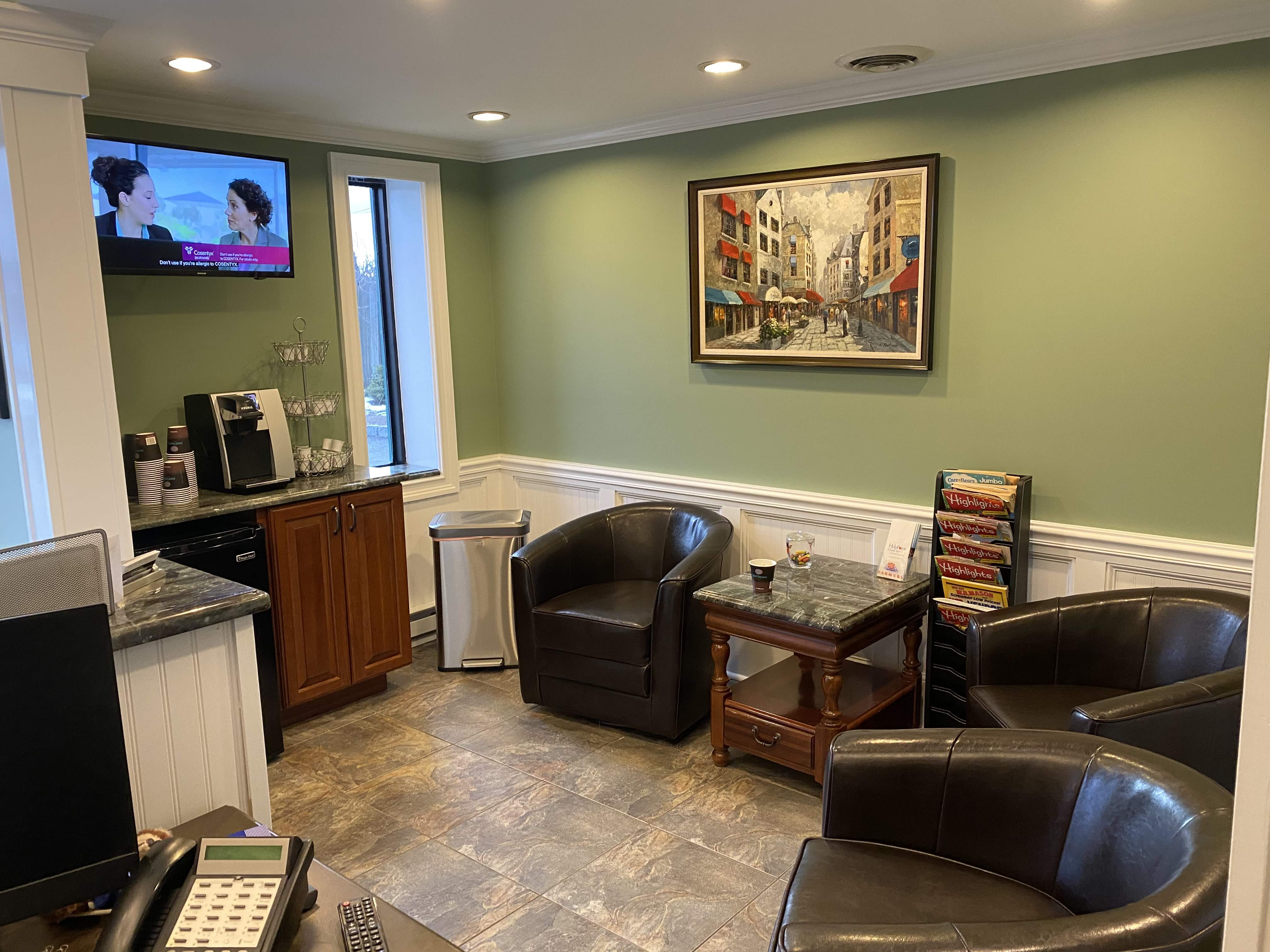 Mike's Towing & Collision Center Inc gallery 5