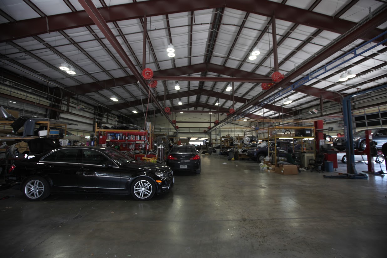 Continental Collision Center gallery 3