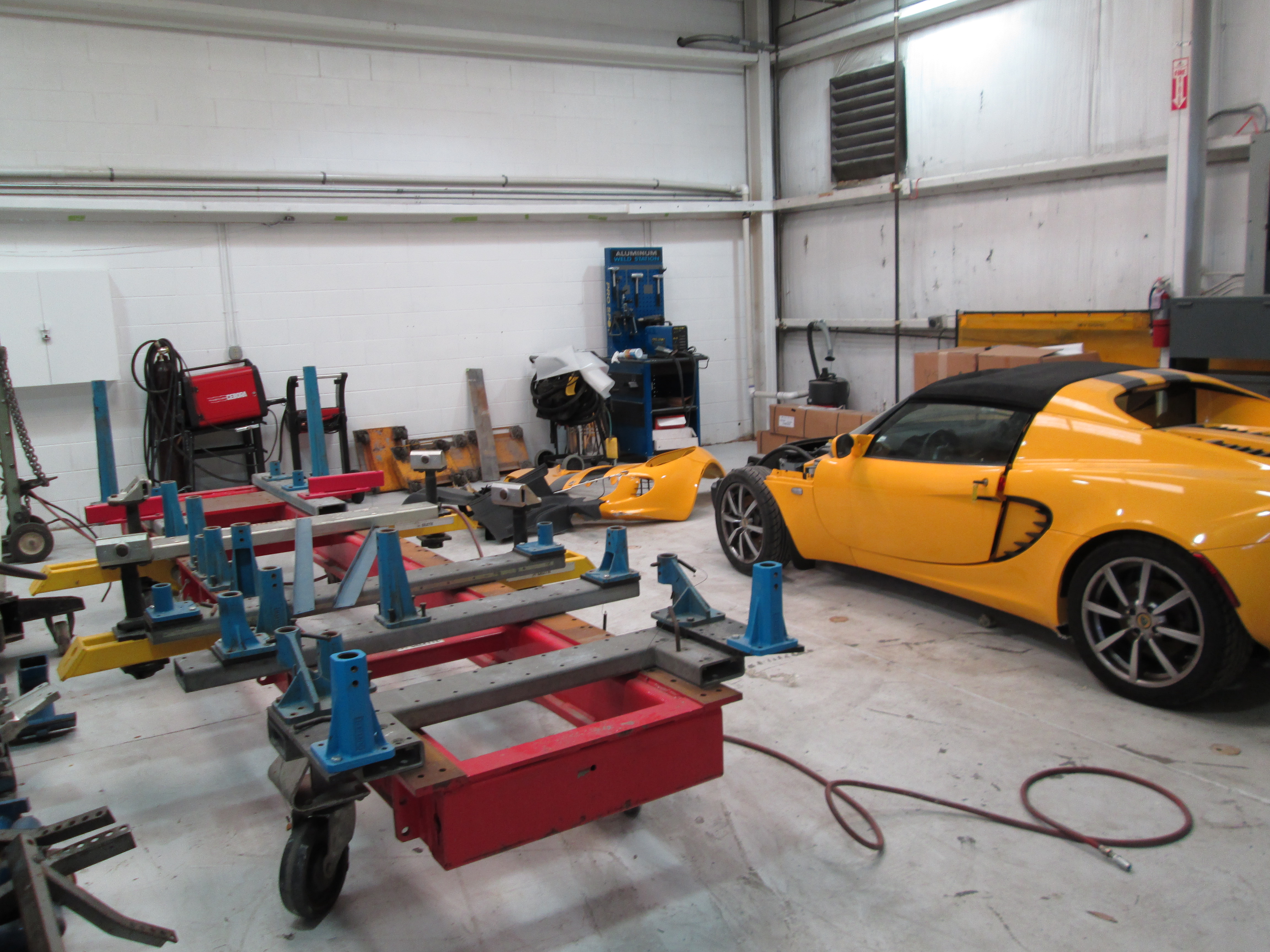 Dimmitt Collision Center gallery 5