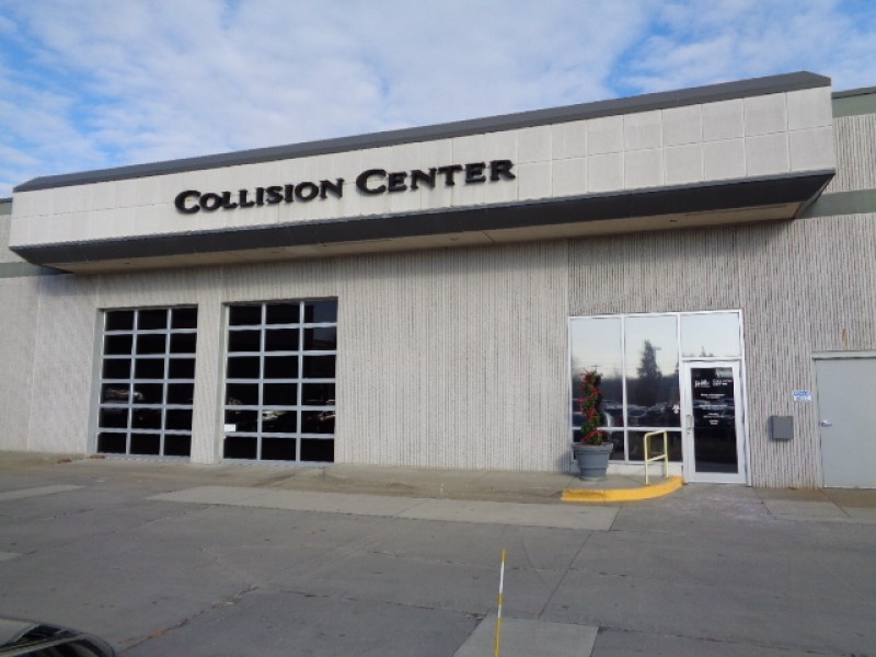 Willis Collision Center gallery 1