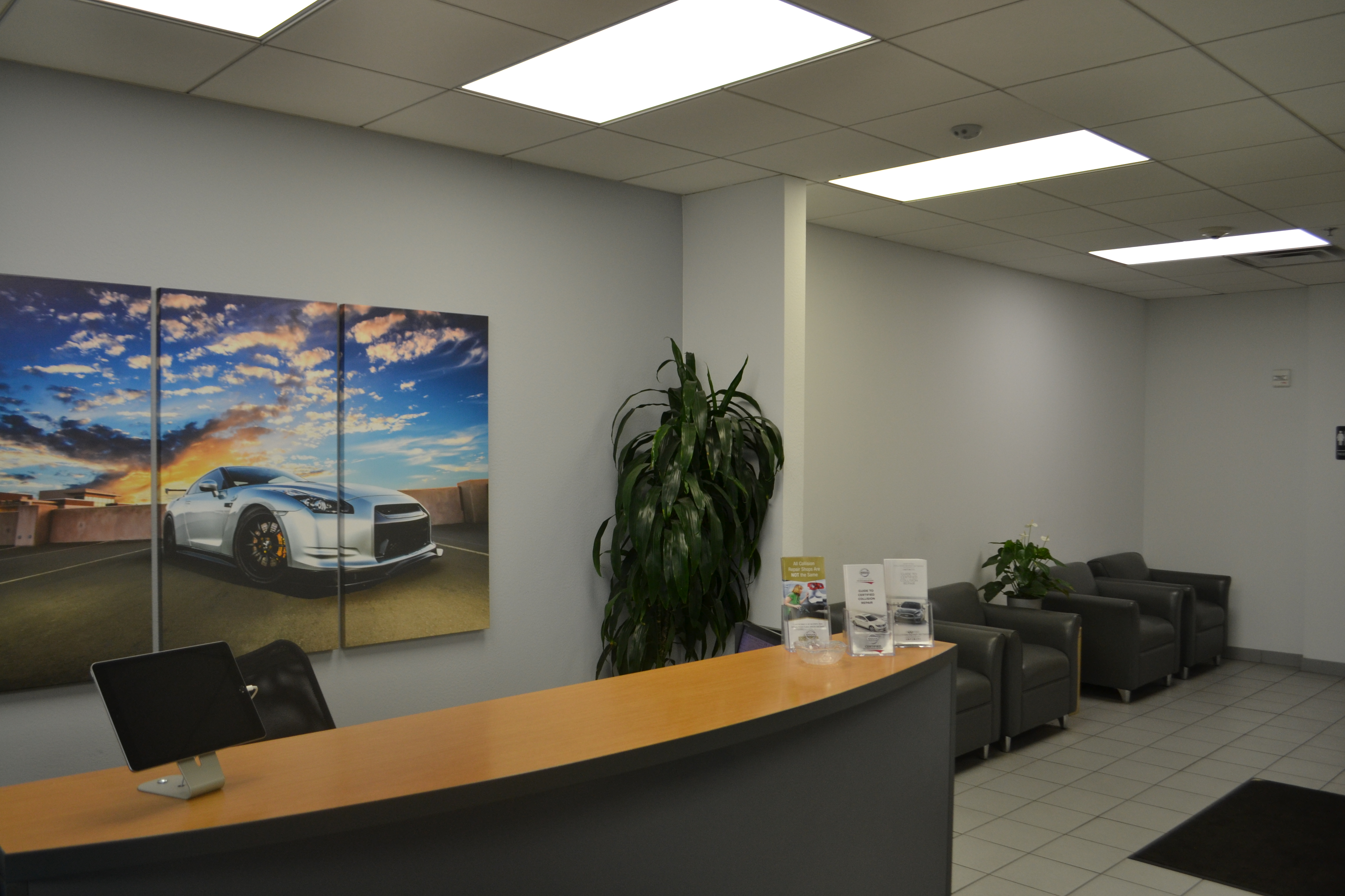 Mossy Collision Center gallery 2