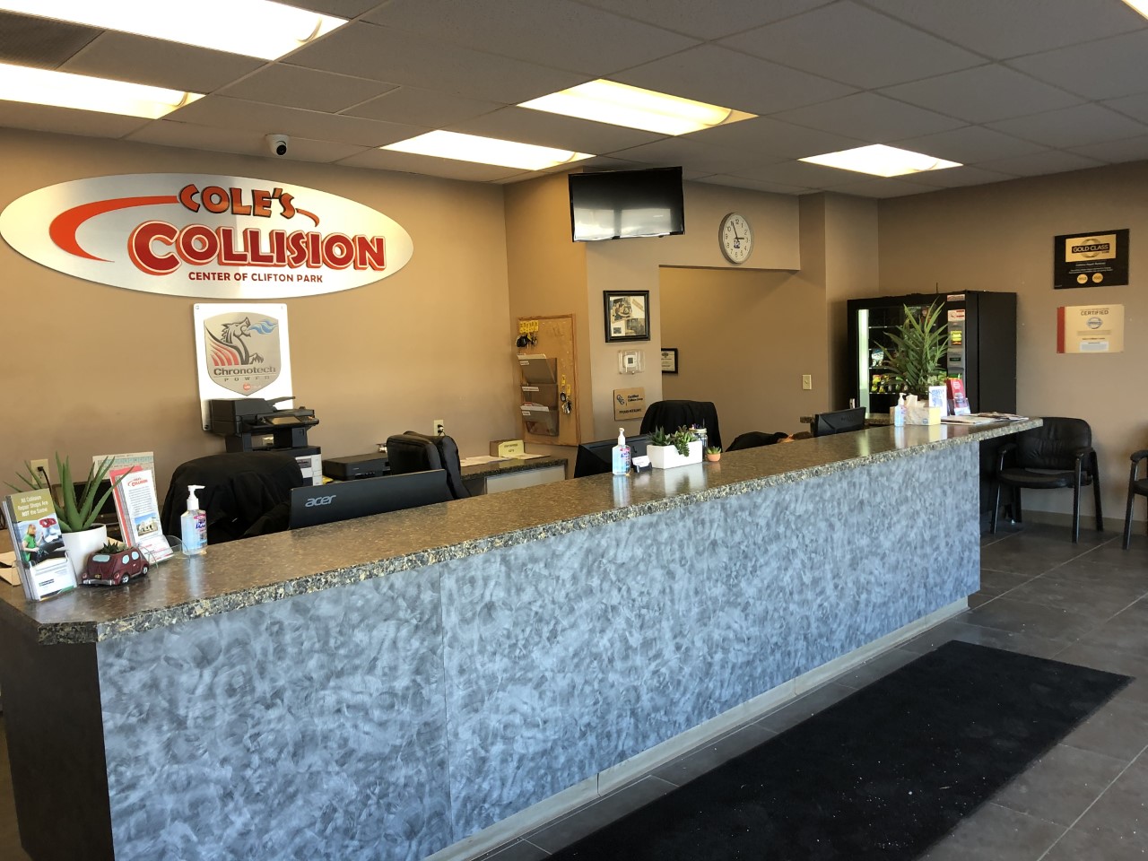 Cole's Collision Centers Clifton Park gallery 2