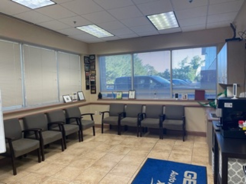 Zamora's Auto Body - Frederick gallery 2