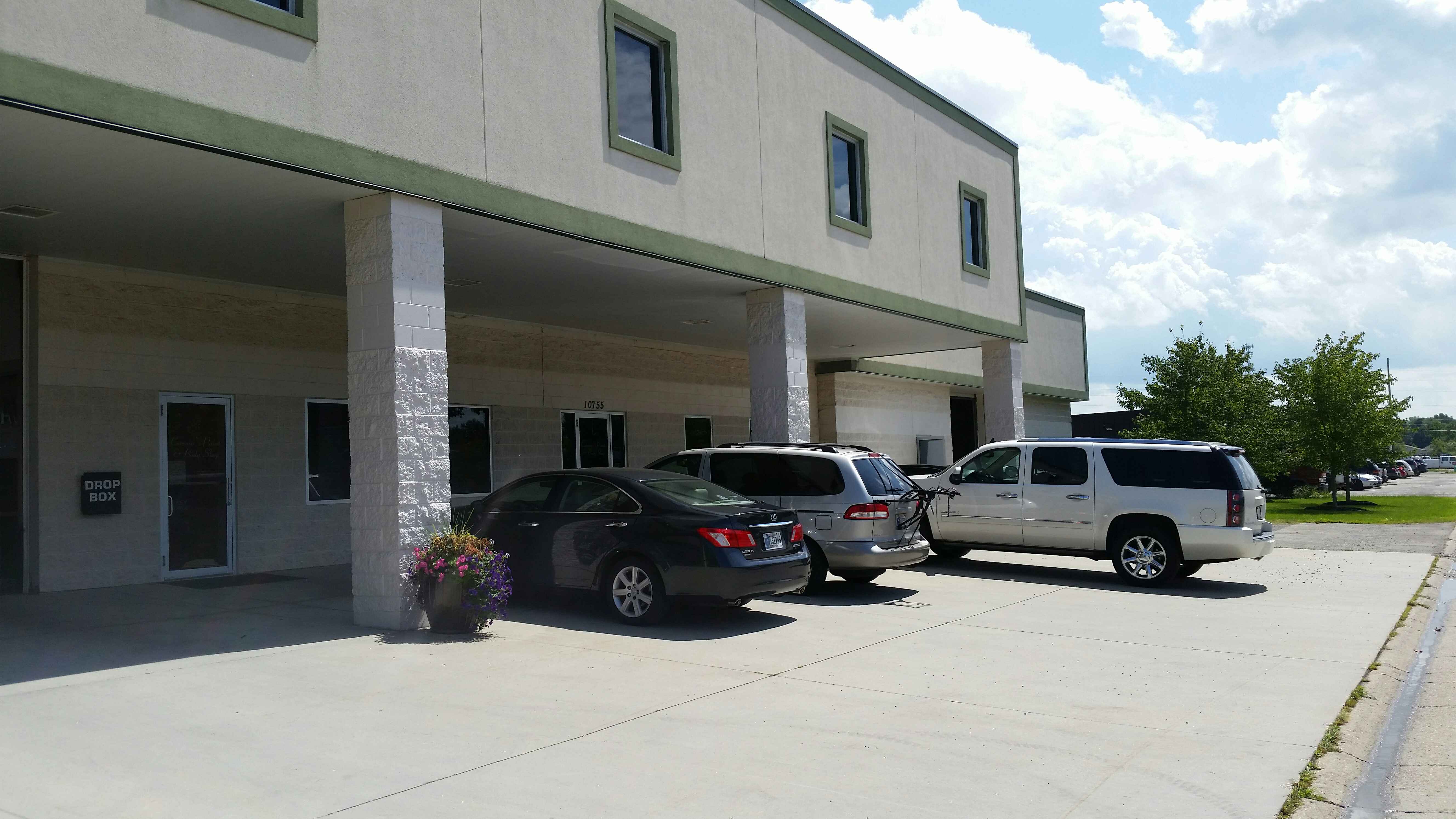 Connans Body Shop gallery 1